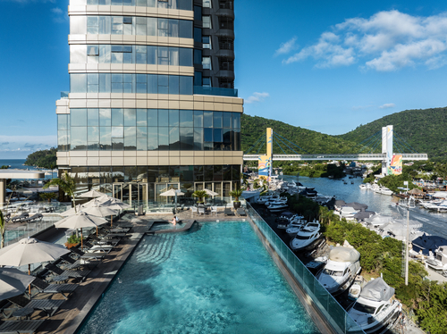 YachtHouse vs Senna Tower vs Armani Casa: Análise Definitiva dos Empreendimentos de Ultra-Luxo em Balneário Camboriú 2025