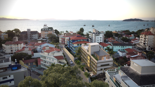 Plàz Home na Cachoeira do Bom Jesus – Priori | Exclusiva Imóveis Floripa