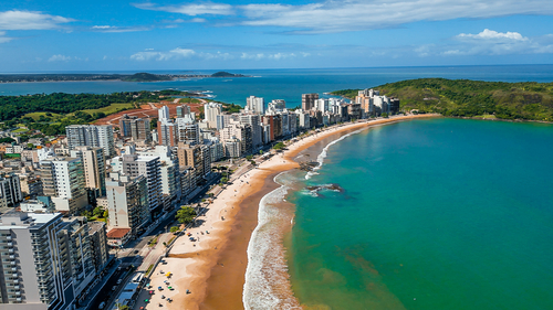 Por que investir em um apartamento na Praia do Morro pode ser a melhor decisão financeira da sua vida?
