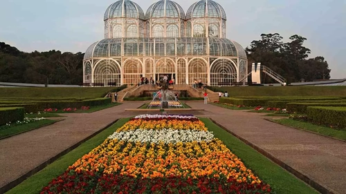 Os 5 Principais pontos turísticos de Curitiba: explore e invista