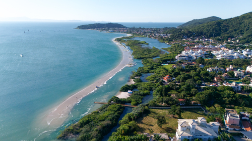 Cachoeira do Bom Jesus: beleza natural, qualidade de vida e valorização imobiliária no norte de Florianópolis