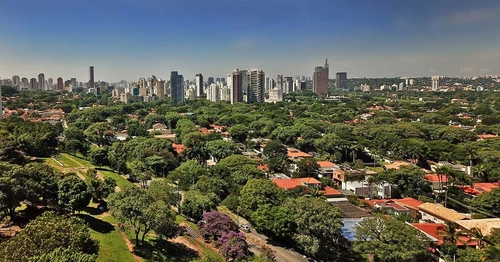 Alto de Pinheiros: Natureza, Segurança e Alto Padrão
