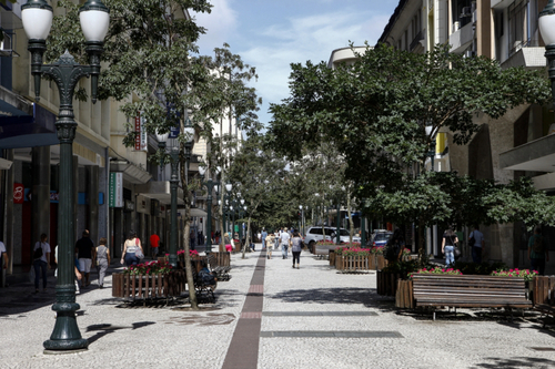 Curitiba: uma longa história