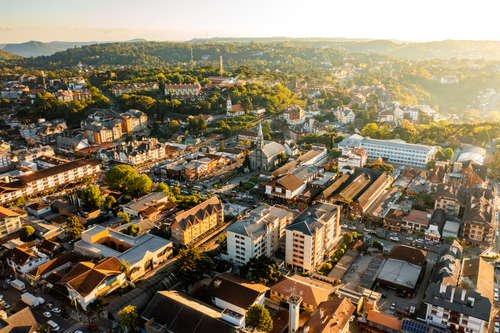 Novas Regras de Arquitetura em Gramado: O que o Investidor Precisa Saber